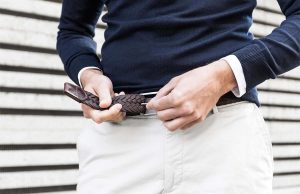 Highbuckle riem zonder gaatjes met verstelbaar micro-systeem voor perfecte pasvorm en comfort